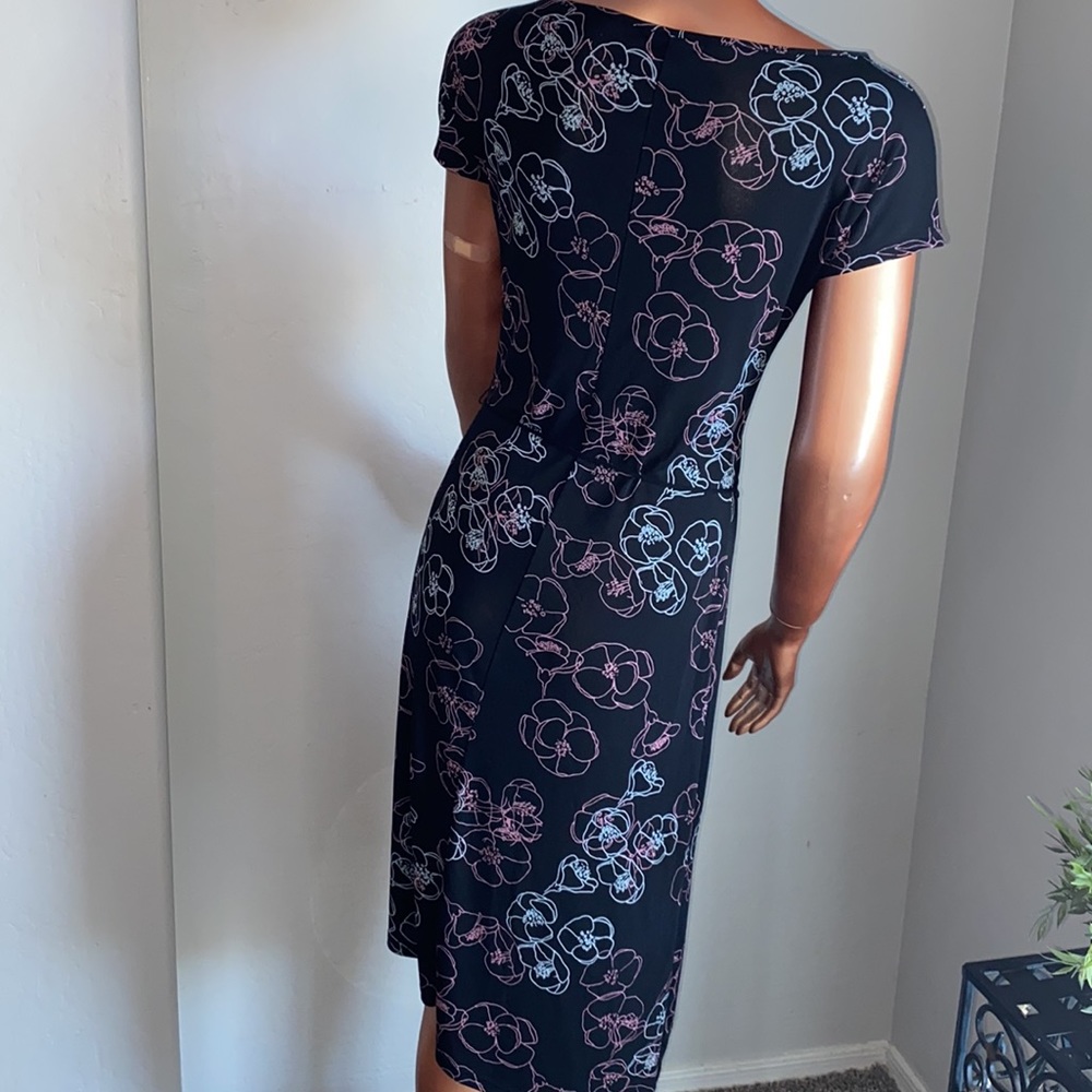 Parallel Studio Dress - Picture 3 of 9